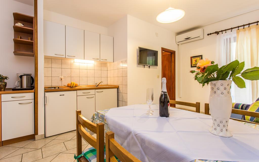 Apartments Maja And Sanja Baška Exteriér fotografie